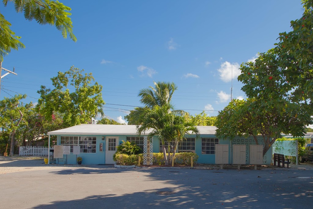 Kings Kamp RV Park, Marina, Hotel Rooms | 103620 Overseas Hwy, Key Largo, FL 33037, USA | Phone: (305) 451-0010