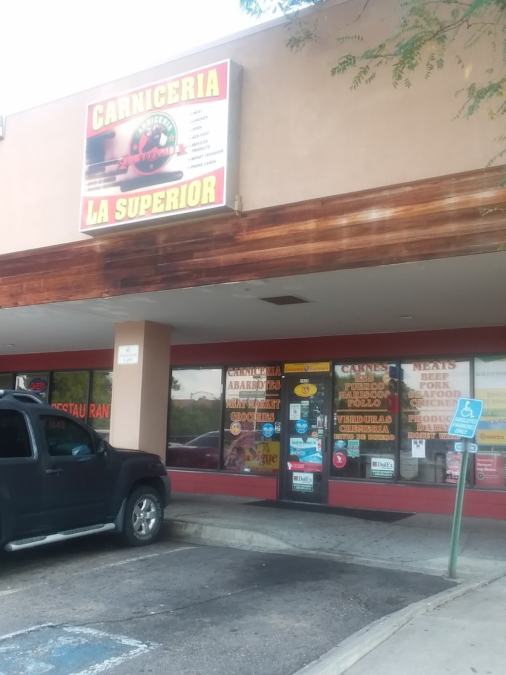 La Superior Meat Market | 1020 S Peoria St, Aurora, CO 80012, USA | Phone: (303) 341-0044