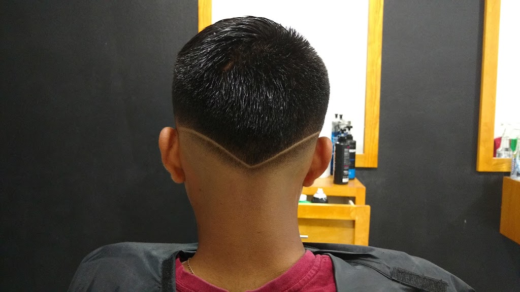Barbaros Barbershop | Av Anzures 625, Los Fresnos-Ciruelos, 88290 Nuevo Laredo, Tamps., Mexico | Phone: 867 205 3519
