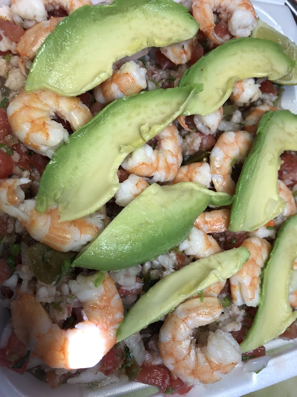 Mariscos Agustin’s Seafood | 1500 Paradise Rd, Modesto, CA 95351, USA | Phone: (209) 408-3937