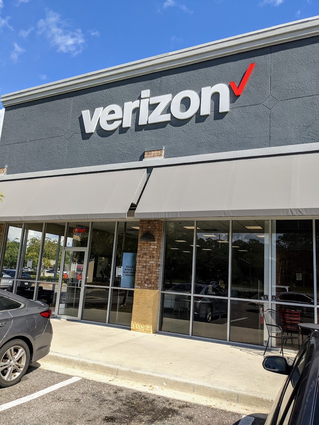 Verizon Authorized Retailer — Cellular Sales | 6337 Roosevelt Blvd Unit 8, Jacksonville, FL 32244, USA | Phone: (904) 527-8391