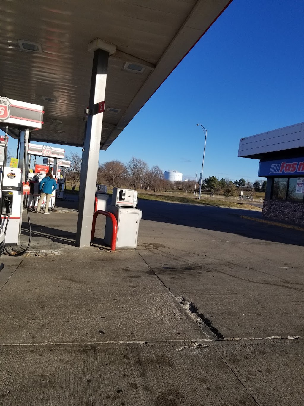 Phillips 66 | 11919 Fort St, Omaha, NE 68164, USA | Phone: (804) 730-1568