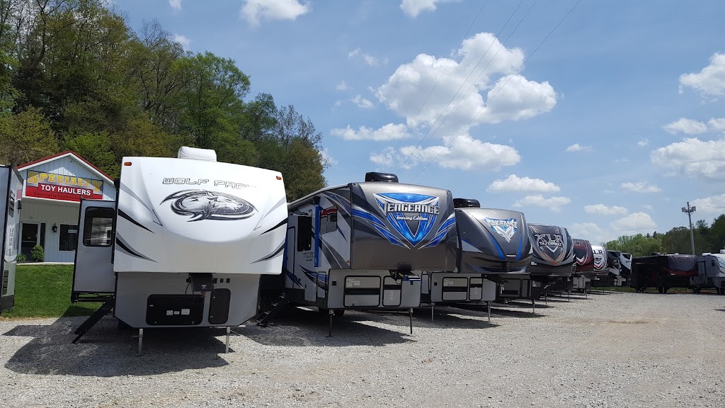 Specialty Toy Haulers | 6270 Bowen Rd, Canal Winchester, OH 43110, USA | Phone: (740) 652-1919