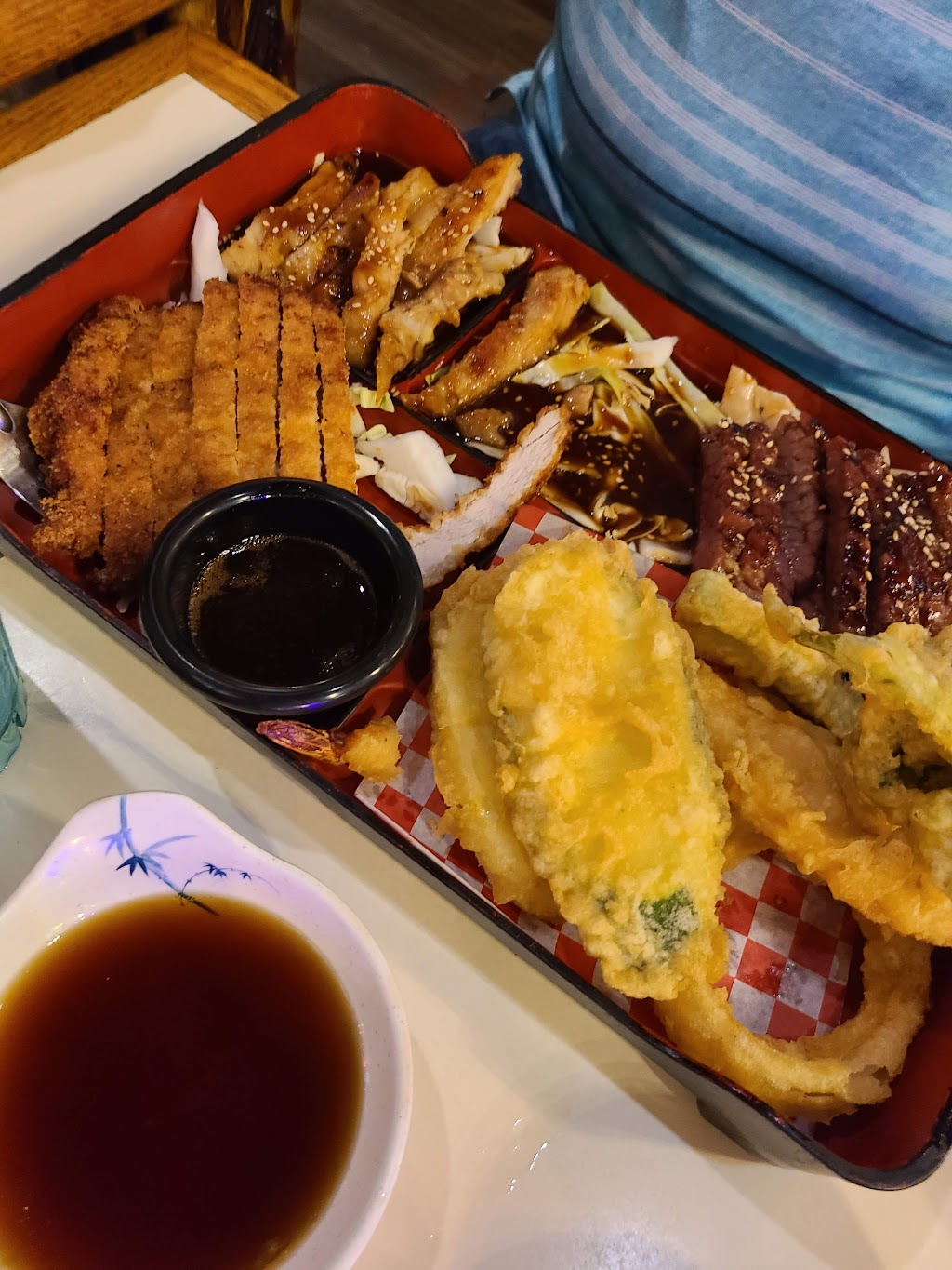 Tokyo Restaurant & Sushi Bar | 735 W Parks Hwy, Wasilla, AK 99654, USA | Phone: (907) 357-8888