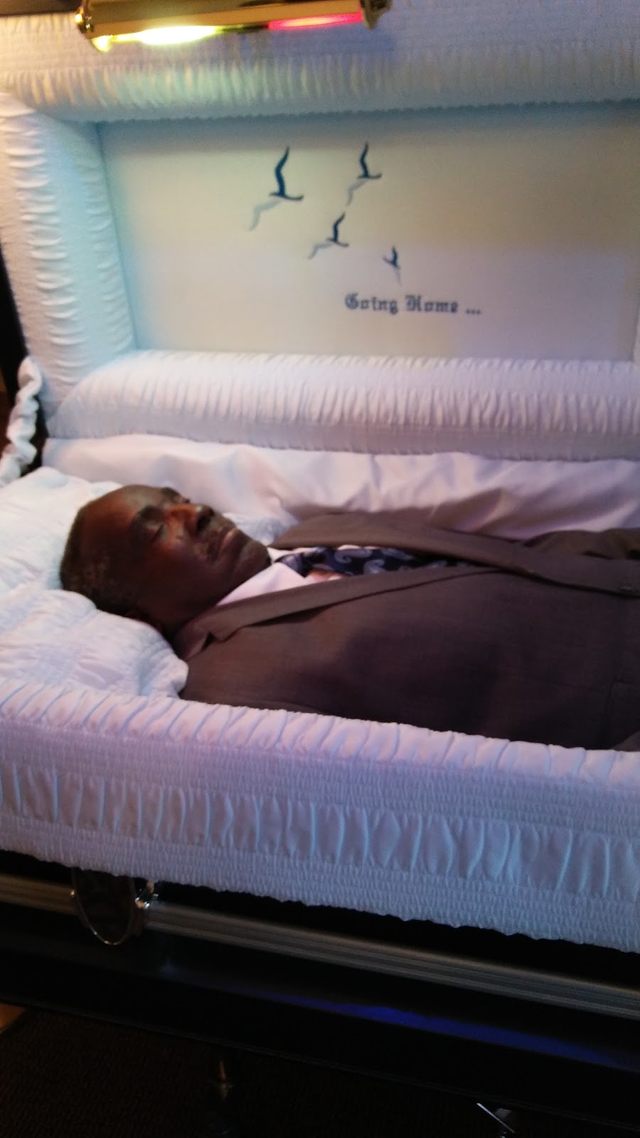 Walker Memorial Funeral Home Inc | 163 Irene Roberts Rd, Lillington, NC 27546, USA | Phone: (910) 814-1200