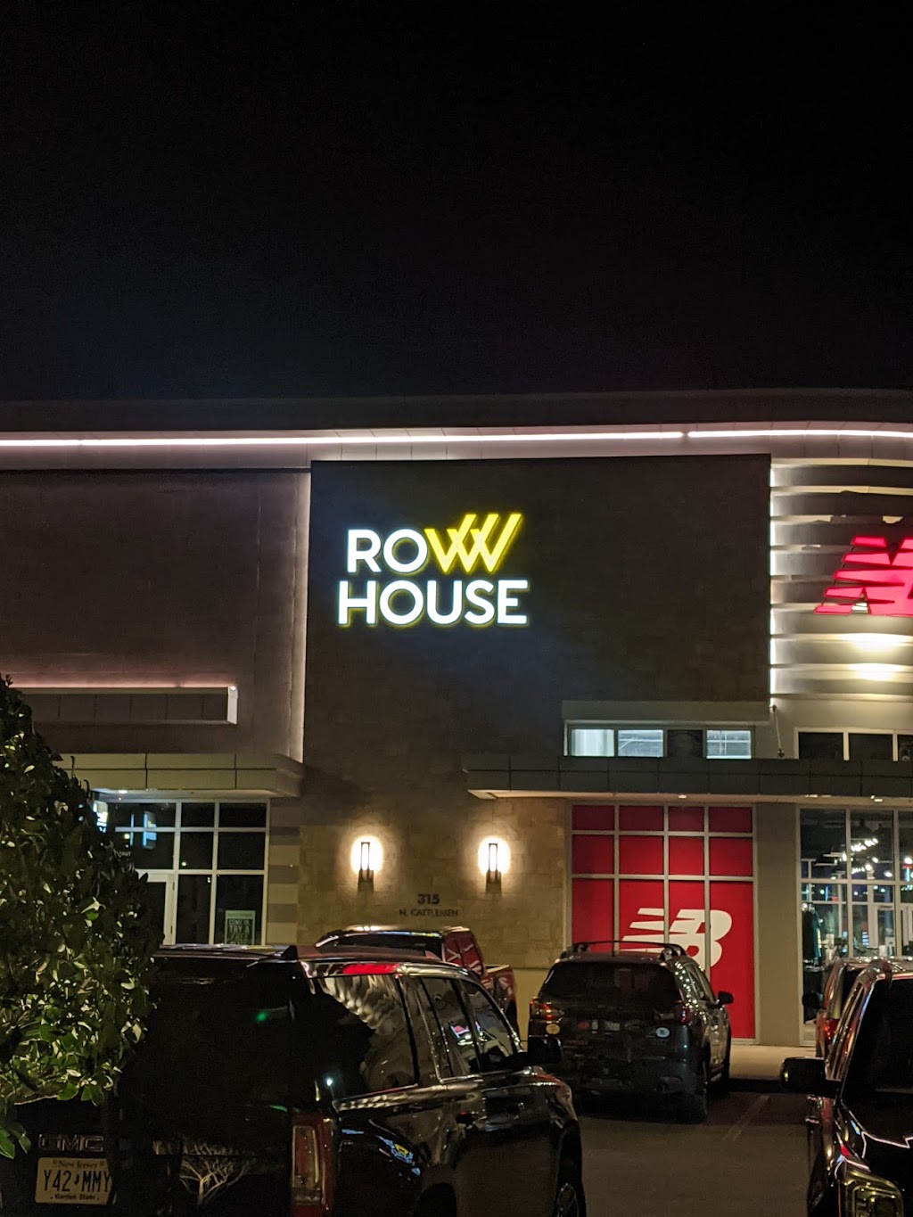 Row House UTC | 315 N Cattlemen Rd #3, Sarasota, FL 34243, USA | Phone: (941) 444-2010