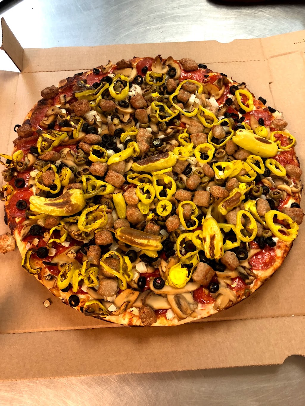 Countryside Pizza & Drive Thru | 2256 Park Ave E, Mansfield, OH 44903, USA | Phone: (419) 589-9818