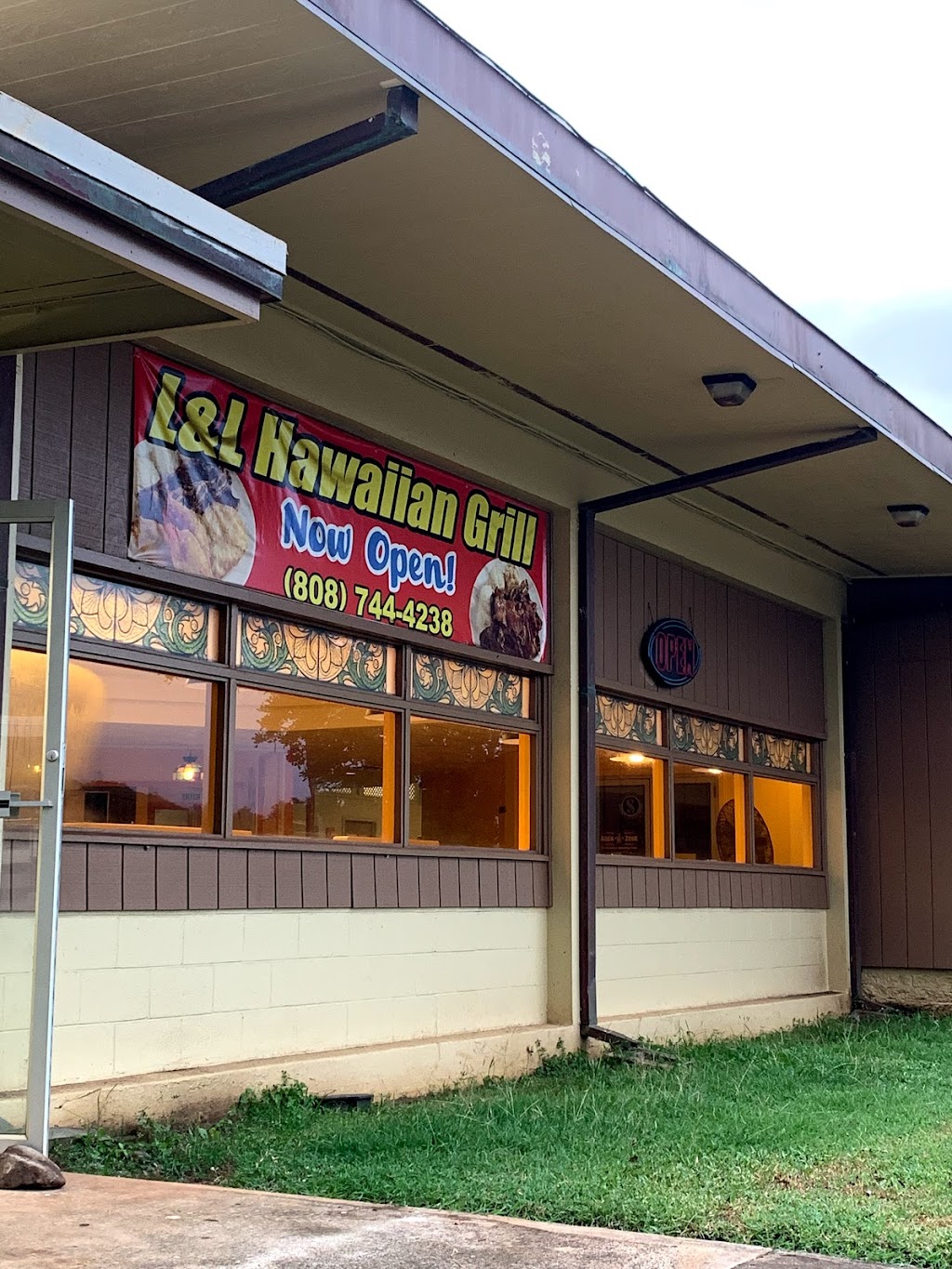 L&L Hawaiian Grill | 1255 5th St, Kailua, HI 96734, USA | Phone: (808) 744-4238