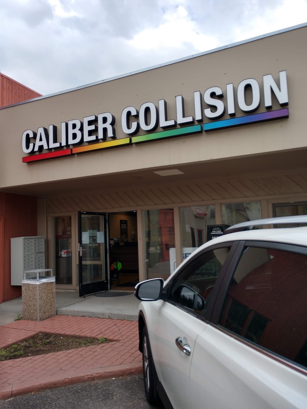 Caliber Collision | 3200 Valmont Rd, Boulder, CO 80301, USA | Phone: (303) 444-2886