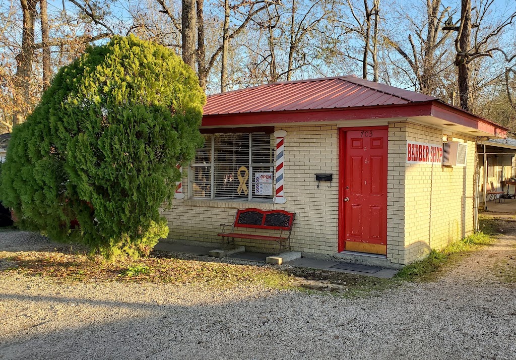 Shear Touch Barber Shop | 703 E Pine St, Ponchatoula, LA 70454, USA | Phone: (985) 370-0557