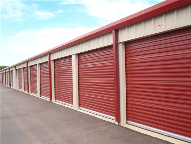 Sussex Mini Storage | W 232 N, 6464 Waukesha Ave, Sussex, WI 53089, USA | Phone: (262) 246-8877