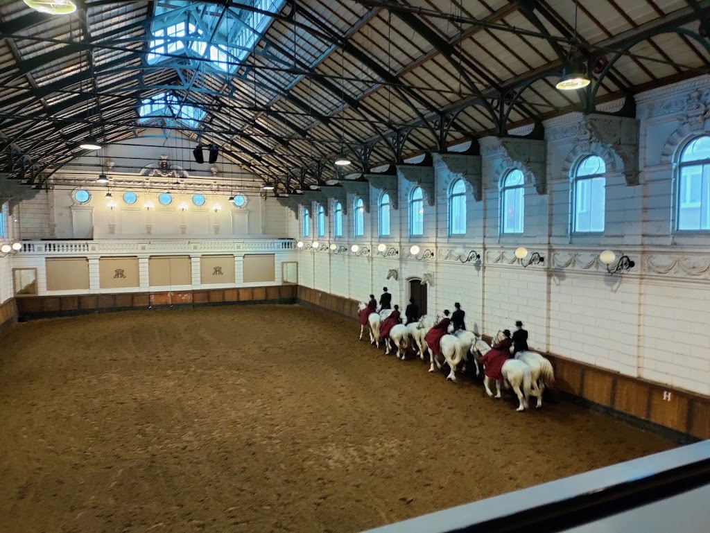 Levend Paardenmuseum | Vondelstraat 140, 1054 GT Amsterdam, Netherlands | Phone: 020 618 0942