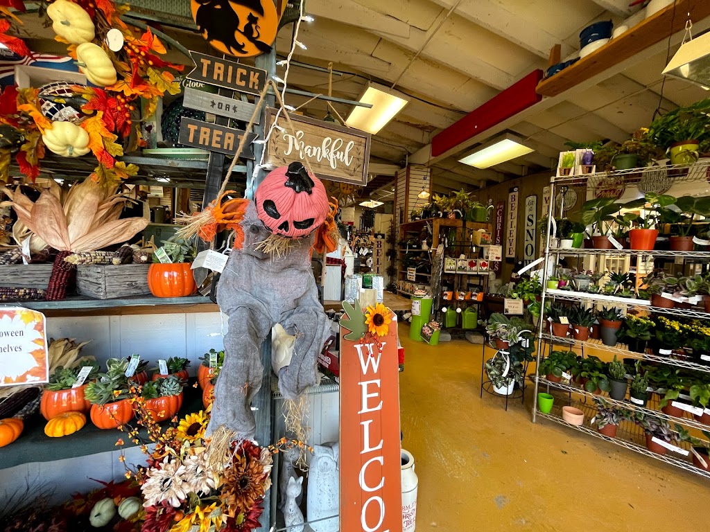 Best Feeds Garden Centers | 1410 Wildwood Rd, Gibsonia, PA 15044, USA | Phone: (412) 487-5802