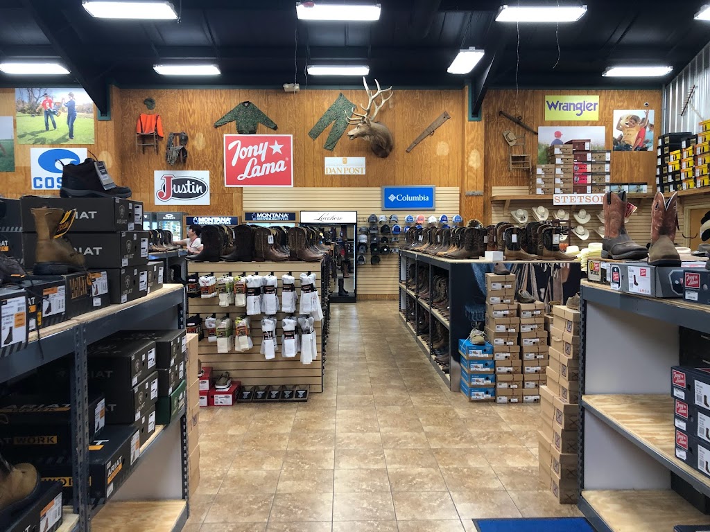 Russell’s Western Wear | 3014 James L Redman Pkwy, Plant City, FL 33566, USA | Phone: (813) 624-6362