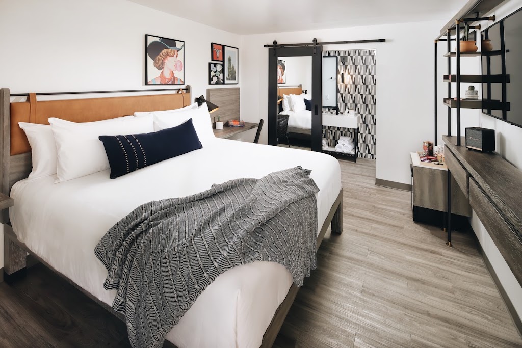 The Tuxon Hotel, Tucson, a Member of Design Hotels | 960 S Freeway, Tucson, AZ 85745, USA | Phone: (520) 372-2853