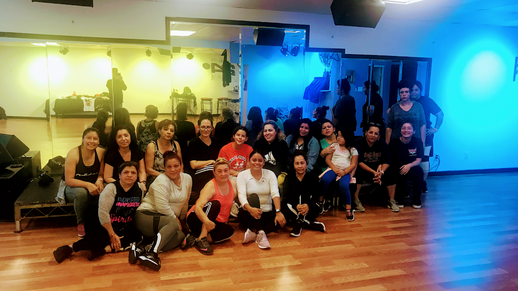 Zumba Mix | 12046 West St, Garden Grove, CA 92840, USA | Phone: (714) 566-4729