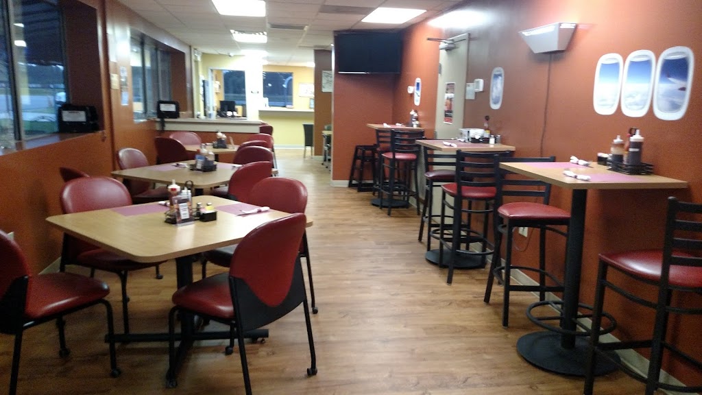 Suffolk BBQ Co @ the Airport | 1200 Gene Bolton Dr, Suffolk, VA 23434, USA | Phone: (757) 514-4416