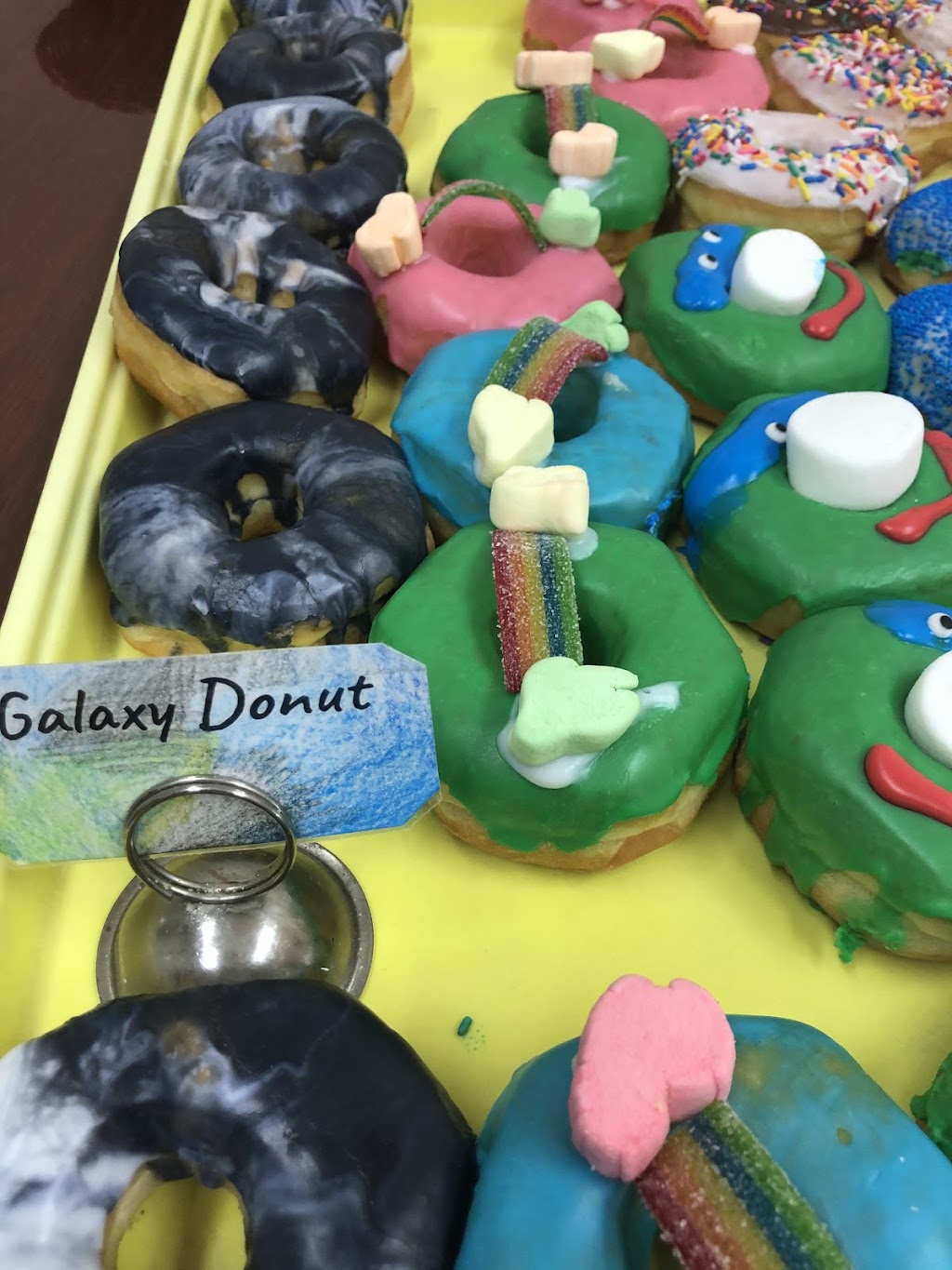 Donut Lovers | 4013 Parker Rd #220, Plano, TX 75093, USA | Phone: (972) 758-1411