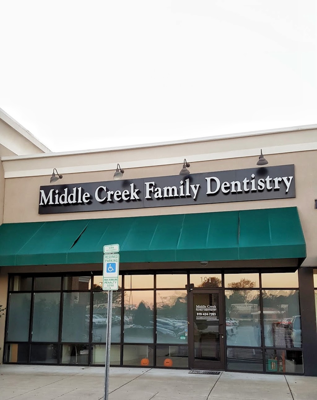 Middle Creek Family Dentistry | 7283 NC-42 #101, Raleigh, NC 27603, USA | Phone: (919) 424-7203