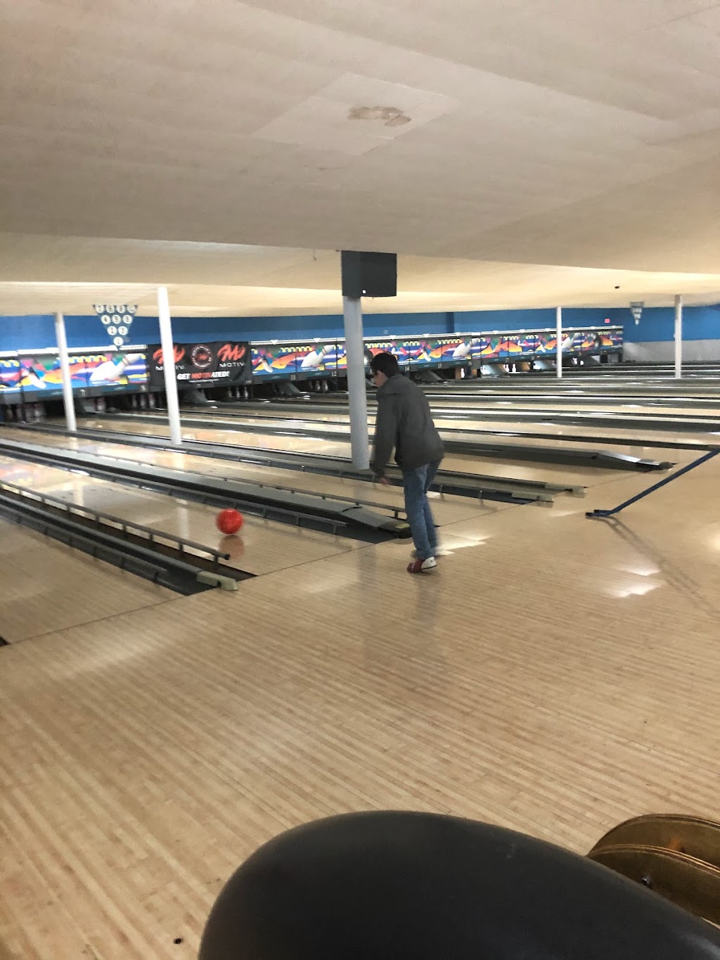 EZ Bowl | 1231 S Scott St, Bluffton, IN 46714, USA | Phone: (260) 824-9966