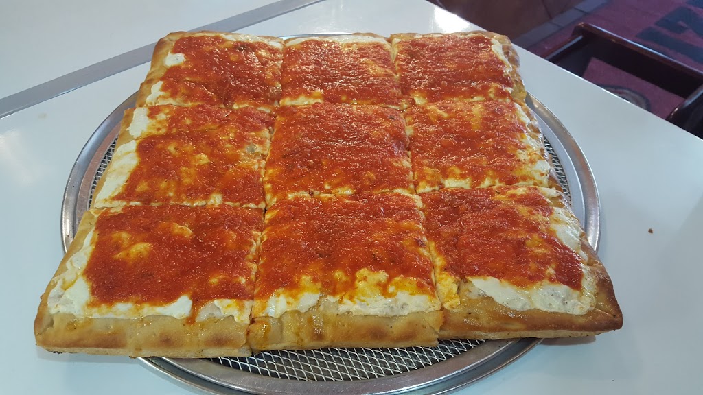 Via Ponte Pizzeria | 147 McClean Ave, Staten Island, NY 10305 | Phone: (718) 816-0567