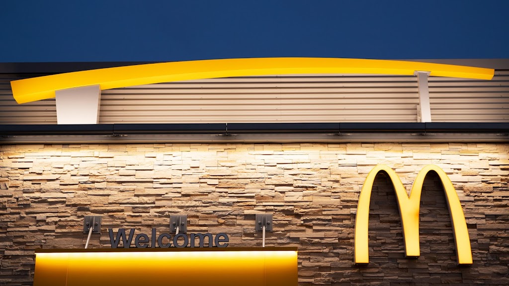 McDonalds | 8551 Boat Club Rd #121, Fort Worth, TX 76179, USA | Phone: (817) 591-1731