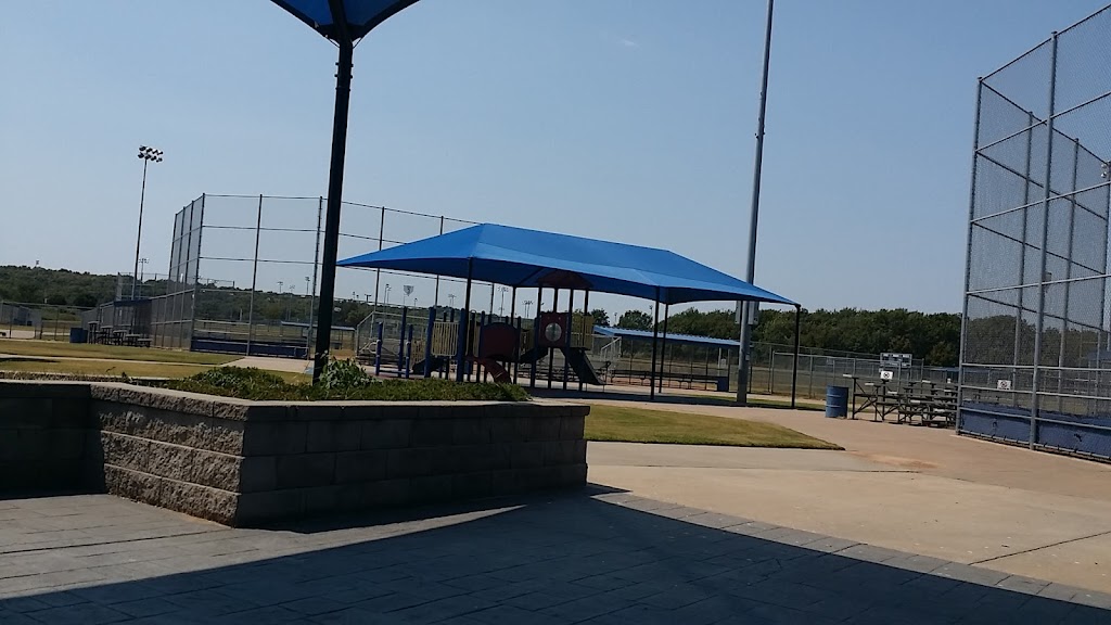 Savage Softball Complex | 17800 E 21st St, Tulsa, OK 74108, USA | Phone: (918) 437-5072