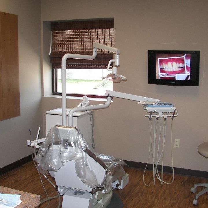 New Ridge Family Dental | Dr. Reno, DDS, 2135 N Ridge Rd, Wichita, KS 67212, USA | Phone: (316) 722-6060