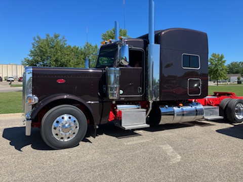 Allstate Peterbilt Group PDI Center | 1515 30th St NW, Faribault, MN 55021, USA | Phone: (507) 334-0189