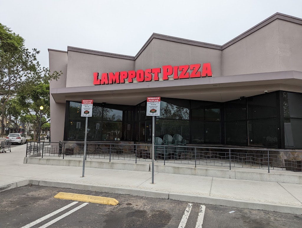 Lamppost Pizza - Vista | 15 Main St b100, Vista, CA 92083, USA | Phone: (760) 407-7600