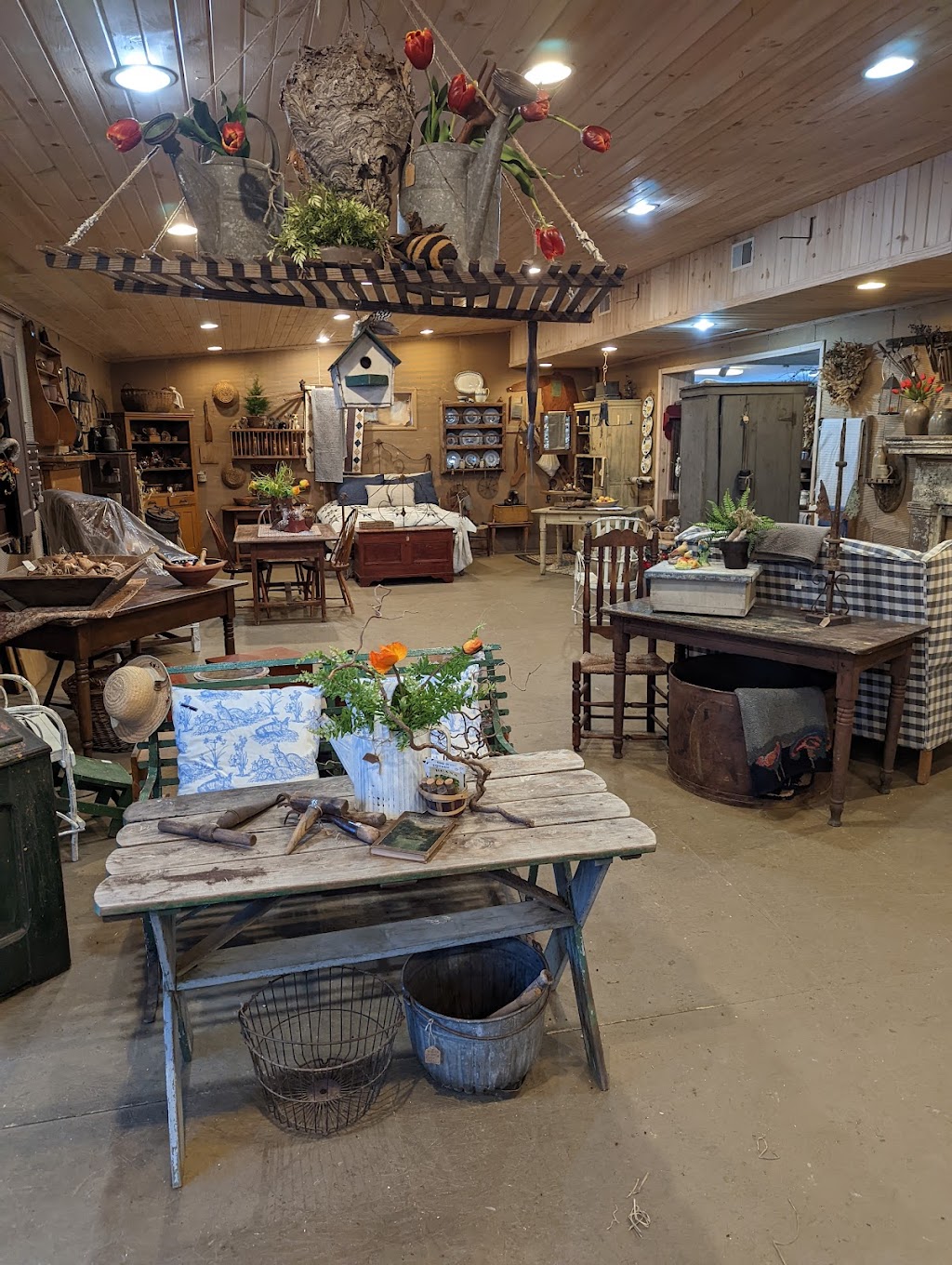 Gleaner Antiques | 1488 Co Rd 995, Ashland, OH 44805, USA | Phone: (419) 281-2849