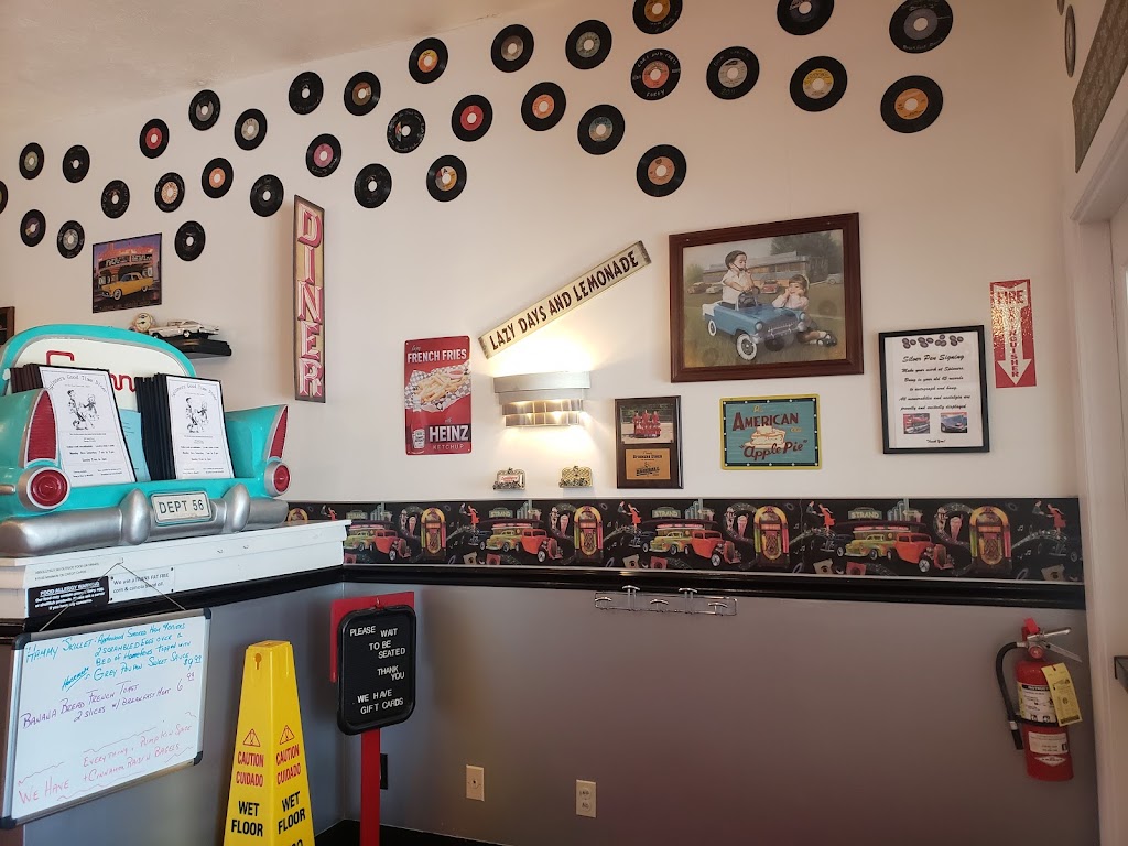 Spinners Good Time Diner | 602 South St #13, Chardon, OH 44024, USA | Phone: (440) 286-1186