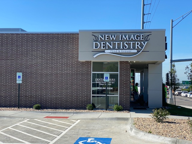 New Image Dentistry | 3423 S 72nd St, Omaha, NE 68124, USA | Phone: (402) 341-5306