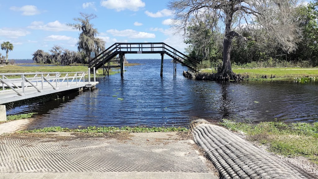 Blue Cypress Lakeside Cabins | 21716 73rd Manor, Vero Beach, FL 32966, USA | Phone: (772) 770-2067