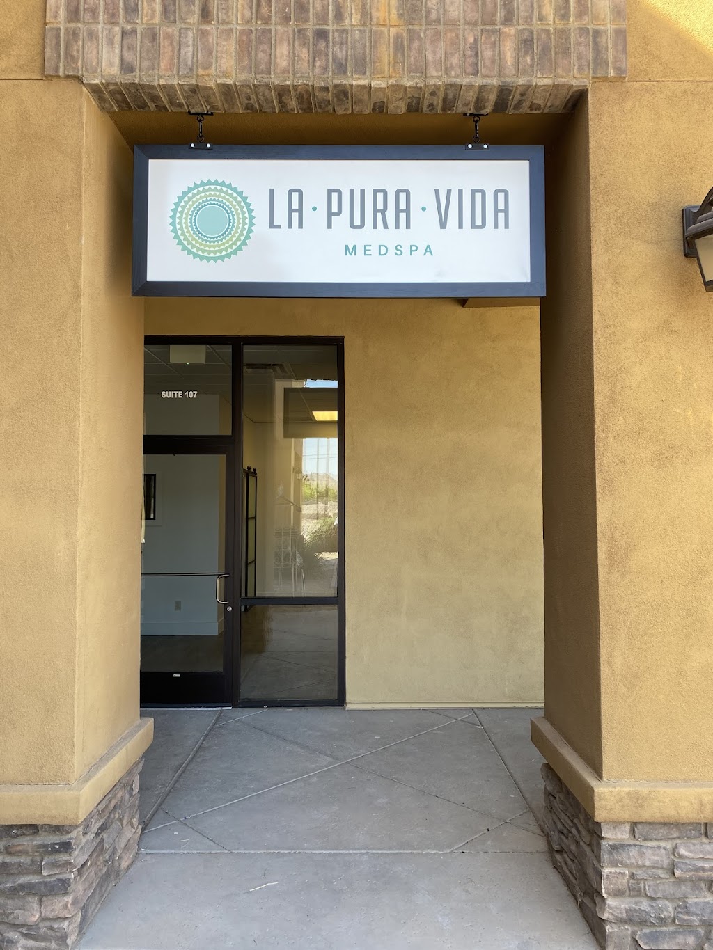 La Pura Vida Medspa | 18510 E San Tan Blvd Suite 107, Queen Creek, AZ 85142, USA | Phone: (480) 643-9438