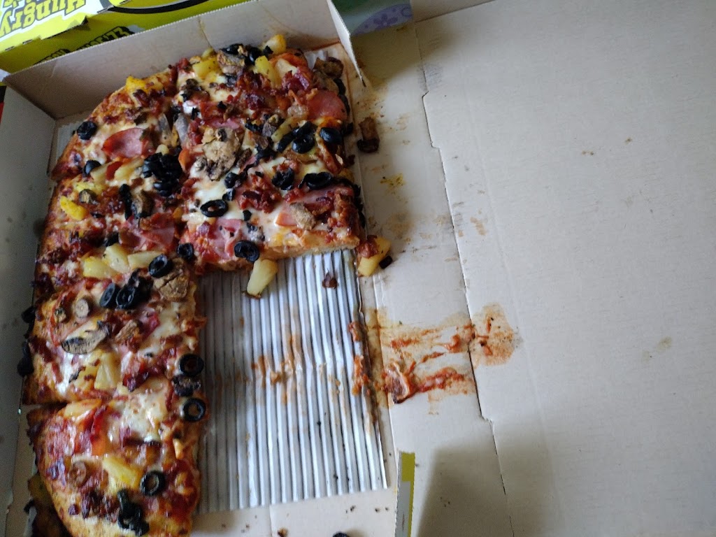 Hungry Howies Pizza & Salad Bar | 5912 18th St E, Ellenton, FL 34222 | Phone: (941) 981-3814