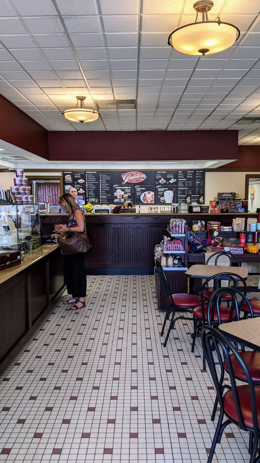 Graeters Ice Cream | 6918 Wooster Pike, Cincinnati, OH 45227, USA | Phone: (513) 272-0859