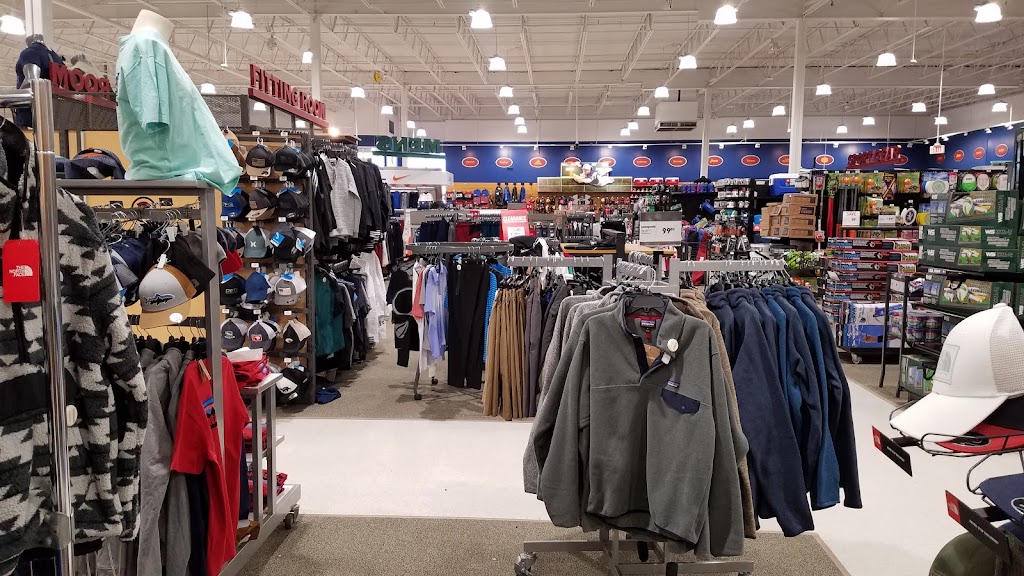 DICKS Sporting Goods | 11361 Fountains Dr, Maple Grove, MN 55369, USA | Phone: (763) 315-5377