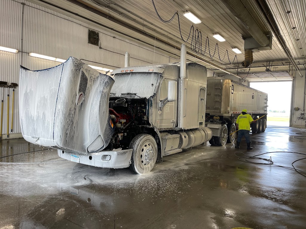 Dubbels Truck Wash | 5224 284th St E, Randolph, MN 55065, USA | Phone: (507) 663-9006