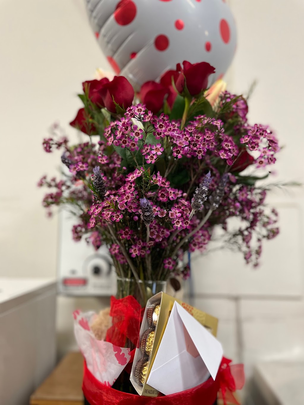 Blooming Flowers | 2738 E Vista Way Suite B, Vista, CA 92084, USA | Phone: (760) 543-6354