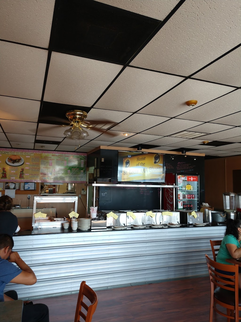 Los Chinelos | 1730 W Randol Mill Rd #146, Arlington, TX 76012, USA | Phone: (817) 600-2270