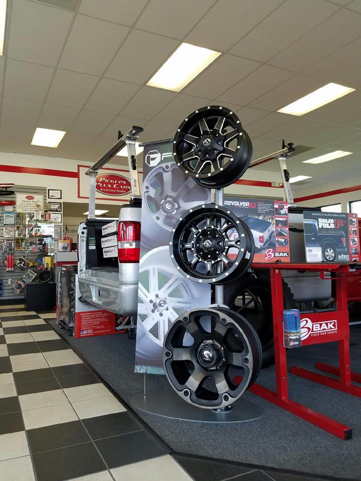 Pickups Plus Cars | 7950 Columbus Pike, Lewis Center, OH 43035, USA | Phone: (740) 549-2828