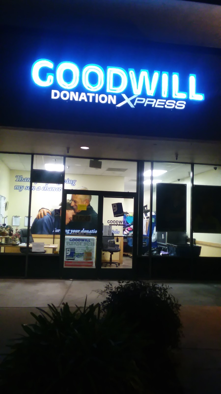 Goodwill Donation Xpress | 7485 Rush River Dr, Sacramento, CA 95831, USA | Phone: (916) 429-2789
