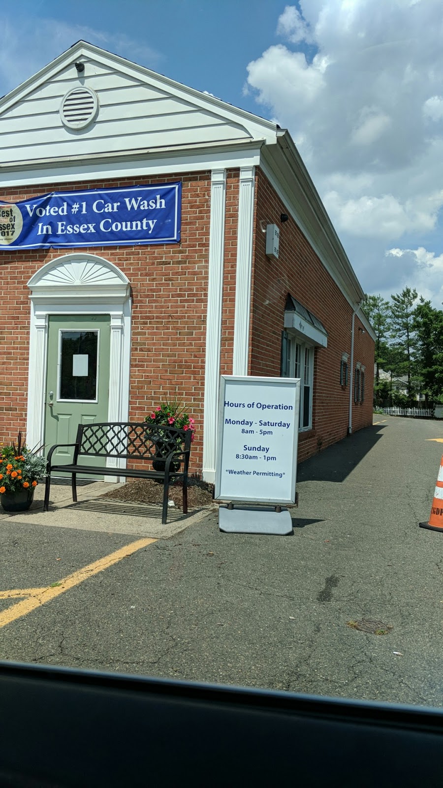 West Caldwell Car Wash | 1113 Bloomfield Ave, West Caldwell, NJ 07006, USA | Phone: (973) 575-9233