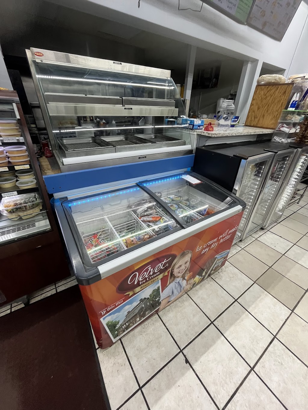 Mobil / Mama Mary’s hummus | 9796 Columbia Rd, Olmsted Falls, OH 44138, USA | Phone: (440) 235-0351