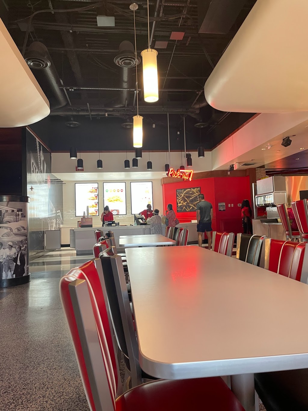 Steak n Shake | OYO Casino Hotel, 115 E Tropicana Ave, Las Vegas, NV 89109, USA | Phone: (702) 739-9000