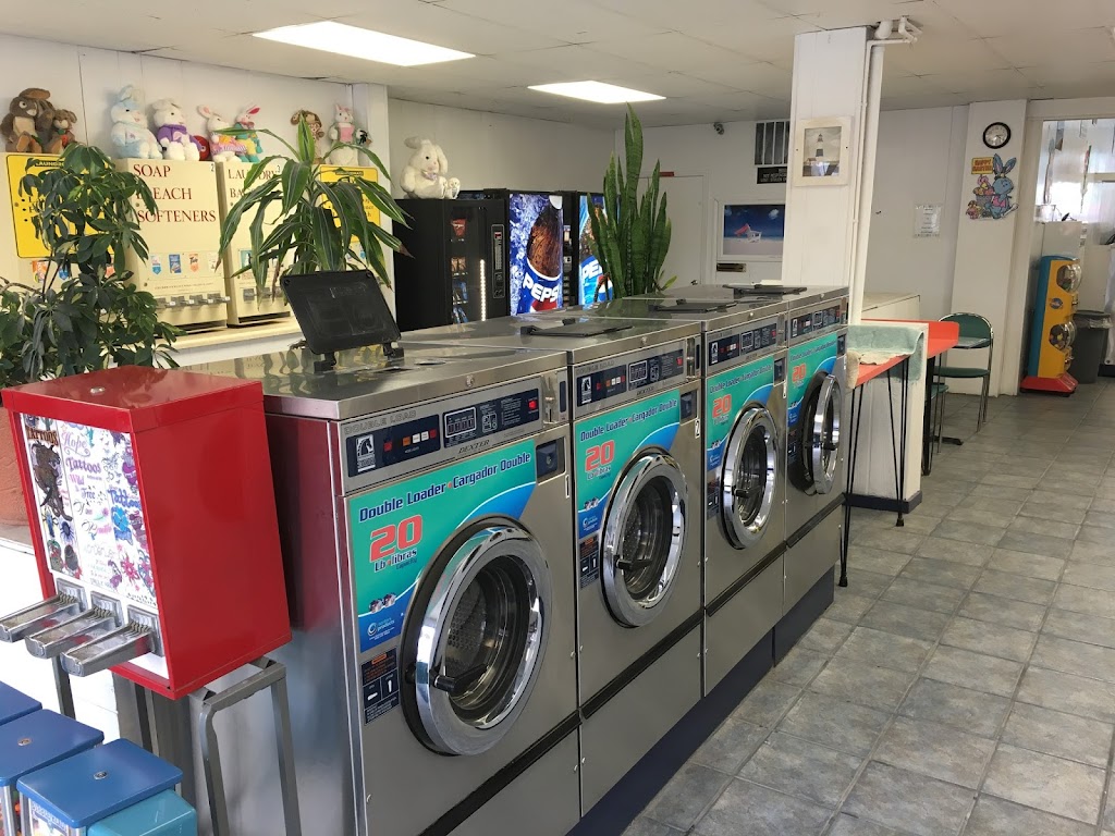 Slick Willys Laundromats | 116 N Locust St, Oak Harbor, OH 43449, USA | Phone: (419) 307-6655