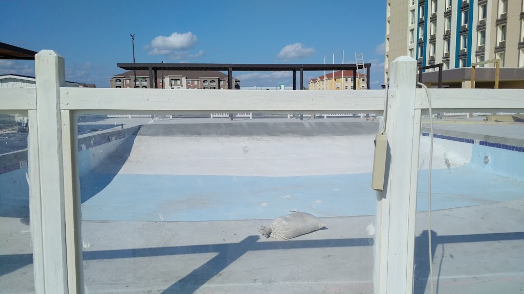 The Jolly Pelican | 15202 Windward Dr, Corpus Christi, TX 78418, USA | Phone: (361) 949-8041