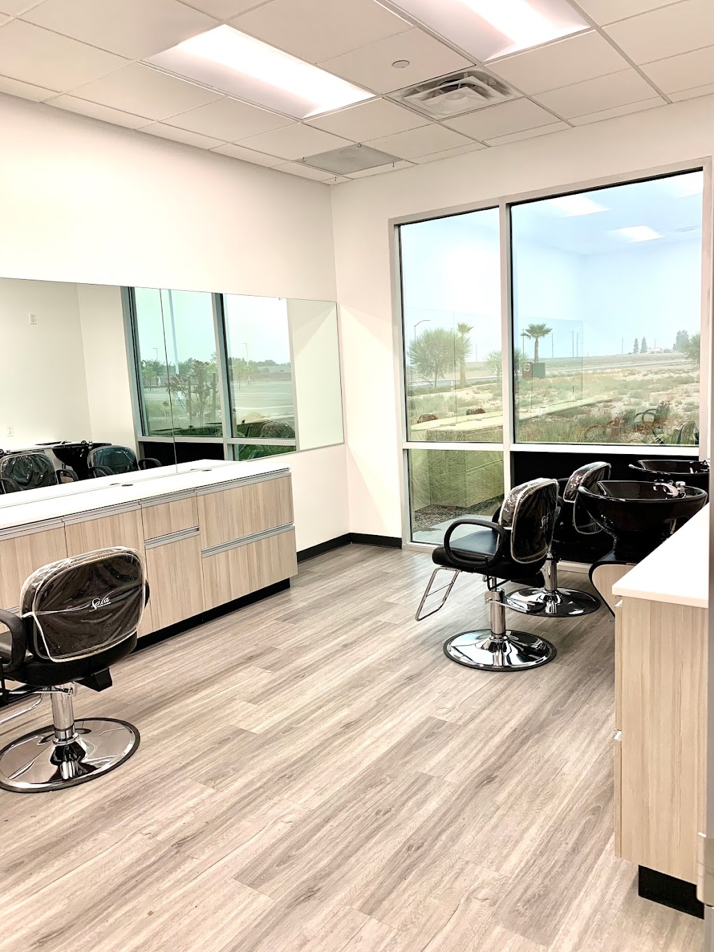 Sola Salon Studios | 5701 Young St, Bakersfield, CA 93311, USA | Phone: (661) 361-6120