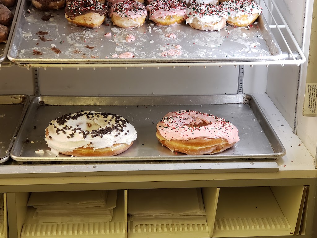 Jeffs Donuts (Jeffersonville, IN) | 5420 IN-62 #300, Jeffersonville, IN 47130, USA | Phone: (812) 283-3636